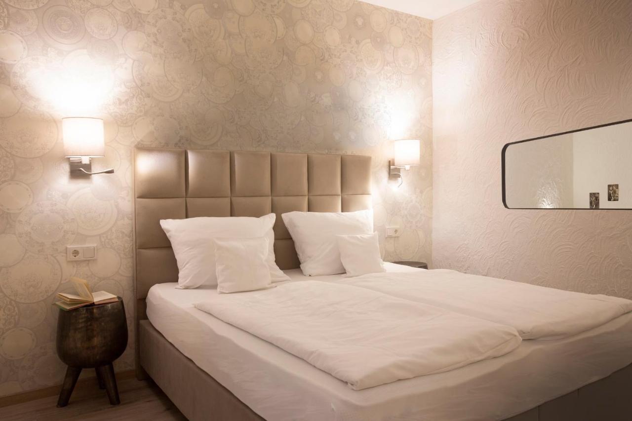 Hotel Huettenmuehle Hillscheid ภายนอก รูปภาพ